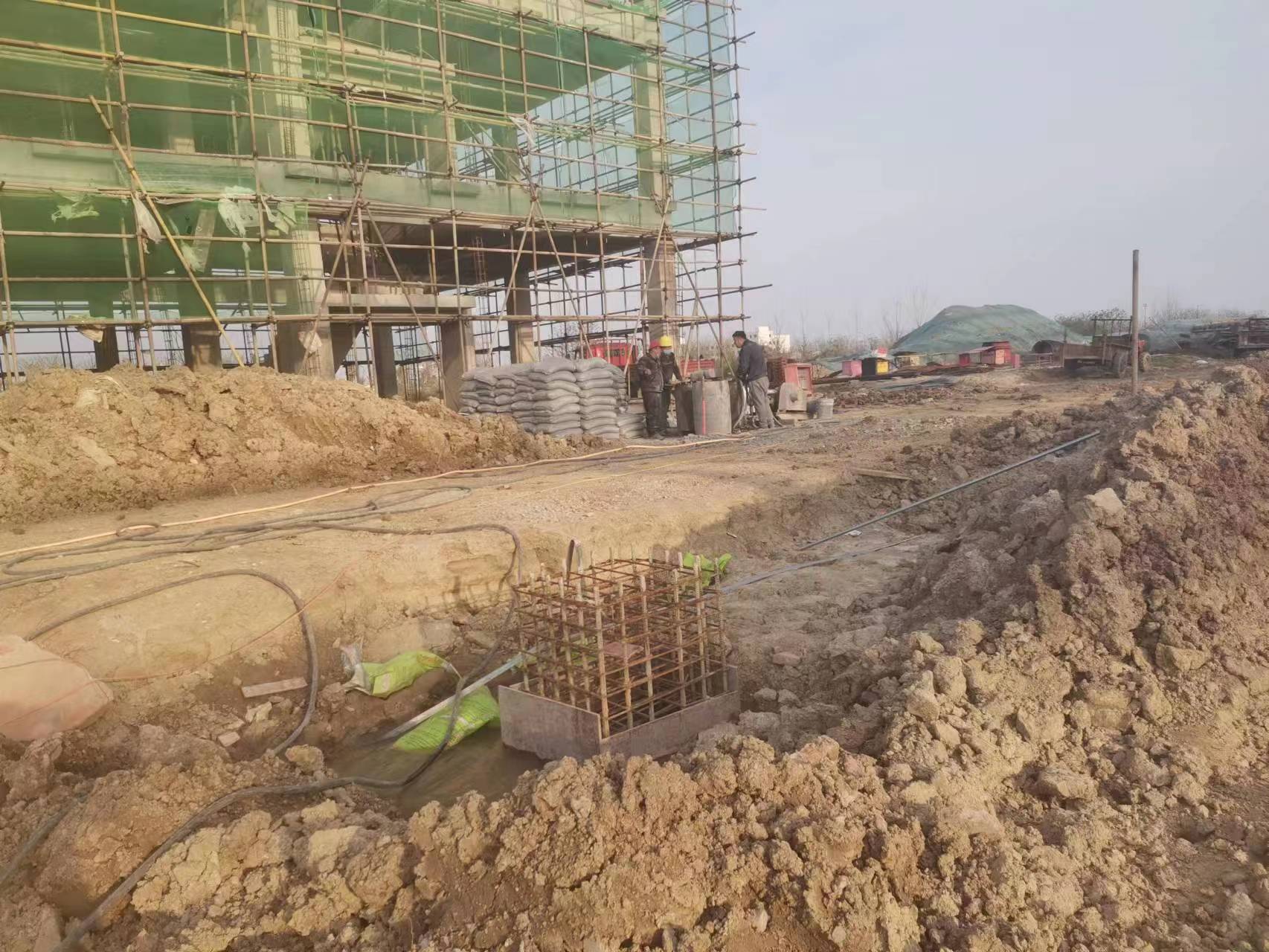 新丰当桥梁出现裂缝的时候应该及时加固修补